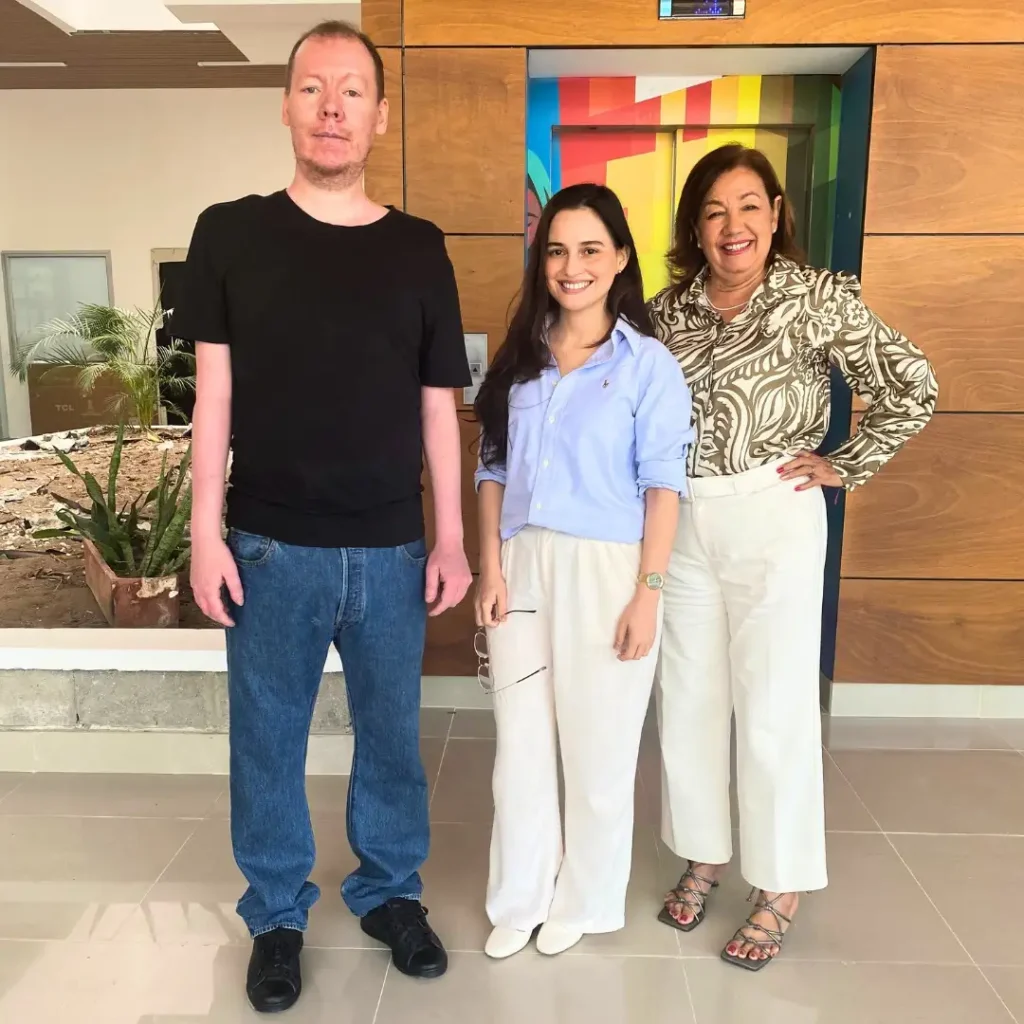 Nosotros 1 WhatsApp Image 2025 04 02 at 3.22.00 PM